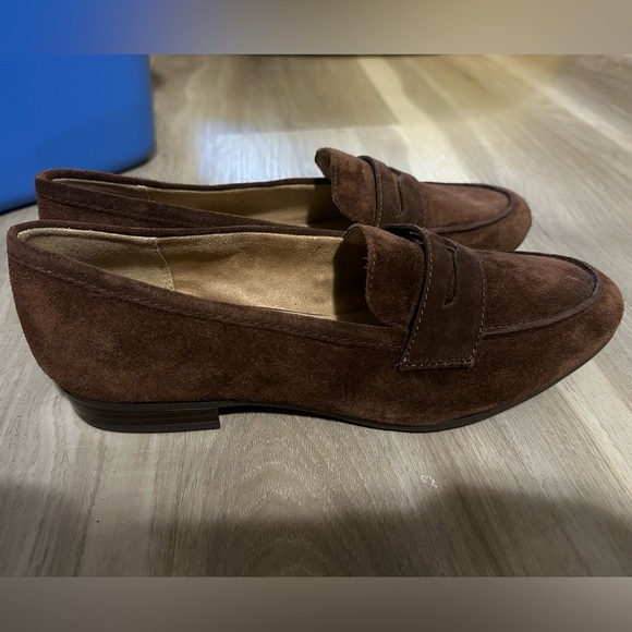 Naturalizer Loafers - Size 8.5 (fit bigger) - BNWOT - Picture 5 of 5